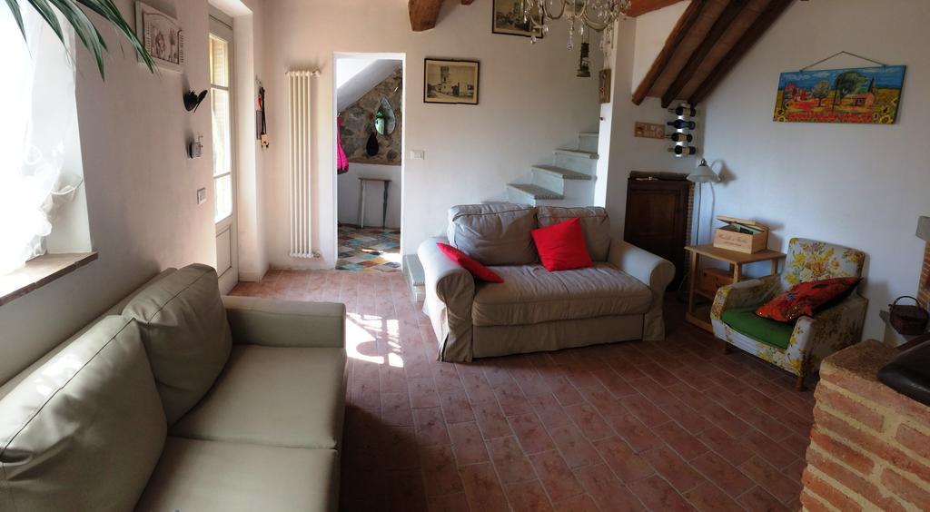 Affittacamere La casina delle rondini Corsanico-Bargecchia Esterno foto